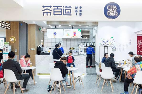 2021年奶茶店赚钱吗？球友直播加盟店日均销售额多少？